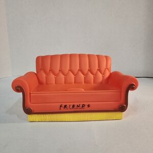 Friends Plastic Couch Phone Stand Warner Bros. Entertainment Inc.